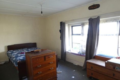 Photo of property in 84 Russell Street, Westport, 7825