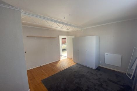 Photo of property in 1/10 Mckelvey Place, Tawa, Wellington, 5028