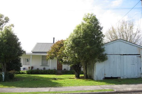 Photo of property in 18 Whakapaki Street, Urenui, 4375