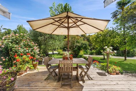 Photo of property in 11 Weka Road, Tasman, Upper Moutere, 7175