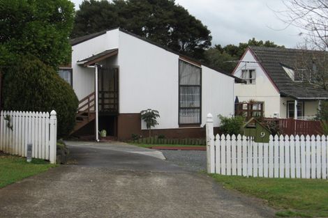 Photo of property in 9 Chrisarda Place, Red Hill, Papakura, 2110