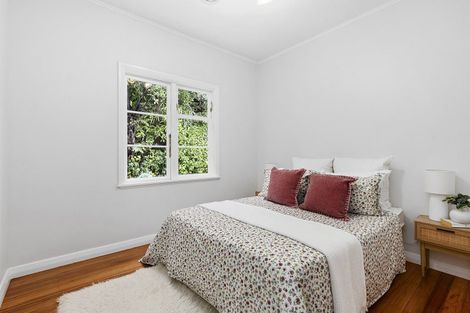 Photo of property in 14 Highbury Crescent, Highbury, Wellington, 6012