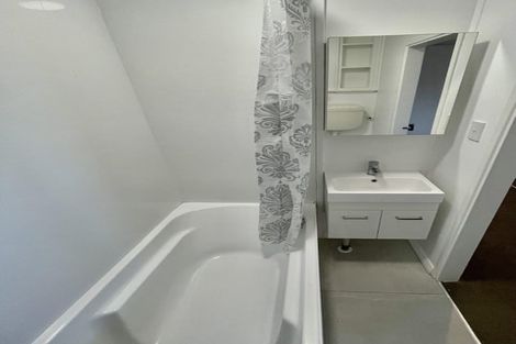 Photo of property in 54 Hornsey Road, Melrose, Wellington, 6023