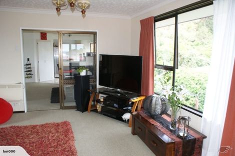 Photo of property in 20 Taupata Street, Redcliffs, Christchurch, 8081