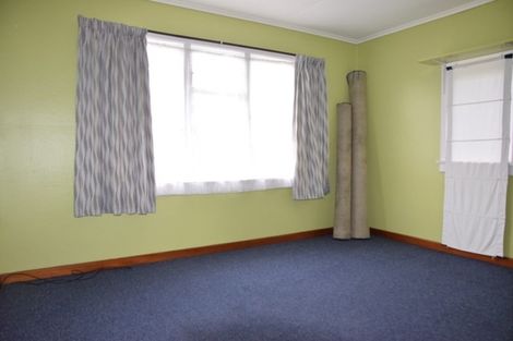 Photo of property in 64 Moa Street, Waikiwi, Invercargill, 9810