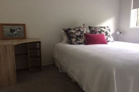 Photo of property in 2/13 Kiri Place, Mairangi Bay, Auckland, 0630