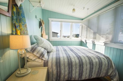 Photo of property in 6 Pacific Road, Waihi Beach, 3611