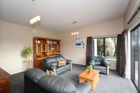 Photo of property in 75 Taiepa Road, Otatara, Invercargill, 9879