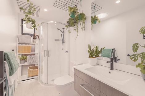 Photo of property in 299a Wainoni Road, Avondale, Christchurch, 8061