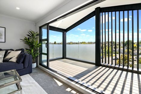 Photo of property in 12a Tiber Road, Forrest Hill, Auckland, 0620