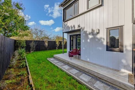 Photo of property in 11 Kaaramuramu Lane, Mangere Bridge, Auckland, 2022