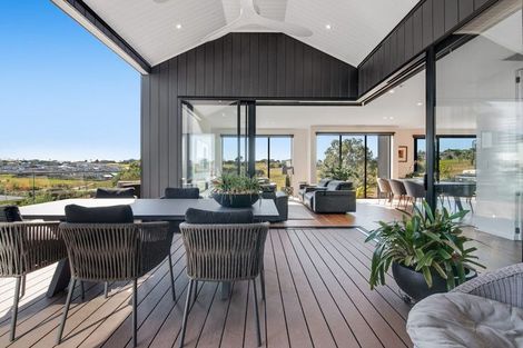 Photo of property in 47 Discovery Drive, Gulf Harbour, Whangaparaoa, 0930