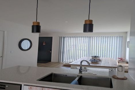 Photo of property in 81 Tarapuka Road, Westgate, Auckland, 0814