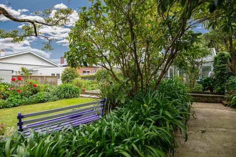 Photo of property in 30 Oakland Street, Andersons Bay, Dunedin, 9013