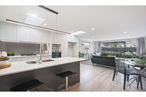 Photo of property in 16 Horoeka Street, Avonhead, Christchurch, 8042