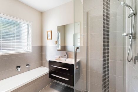 Photo of property in 8 Bob Craig Place, Pukekohe, 2120