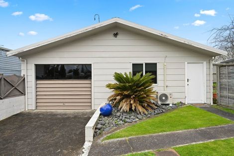 Photo of property in 4 Mcewan Place, Fitzroy, Hamilton, 3206