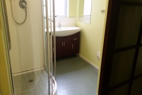 Photo of property in 15 Jenelin Road, Glendene, Auckland, 0602