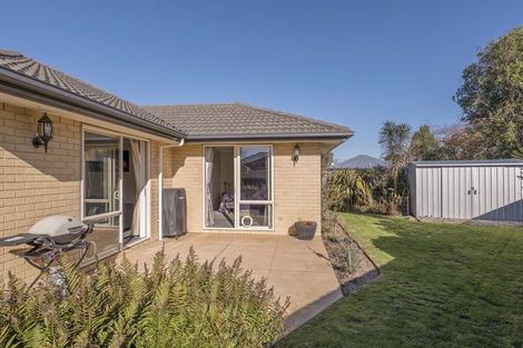 Photo of property in 7 Riverwood Boulevard, Redwood, Christchurch, 8051