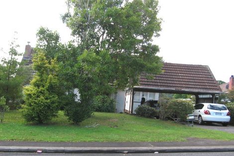 Photo of property in 19 Amberley Avenue, Te Atatu South, Auckland, 0610