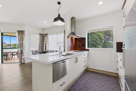 Photo of property in 32 Vale Street, Otumoetai, Tauranga, 3110