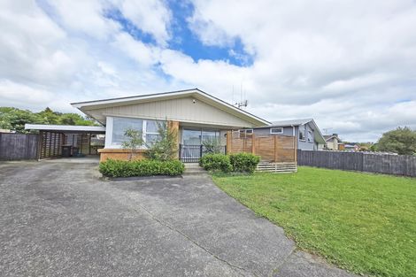 Photo of property in 37 Aberdeen Drive, Dinsdale, Hamilton, 3204