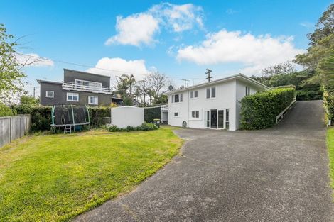 Photo of property in 10 Zealandia Road, Manly, Whangaparaoa, 0930