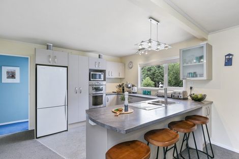 Photo of property in 6 John Witton Drive, Crofton Downs, Wellington, 6035