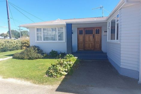 Photo of property in 374 High Street South, Carterton, 5713