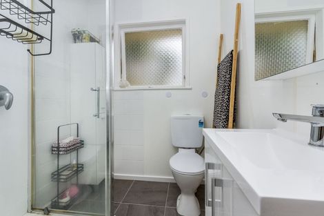 Photo of property in 2/3 Fentham Road, Hauraki, Auckland, 0622