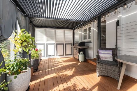 Photo of property in 50 Croziers Road, St Albans, Christchurch, 8052