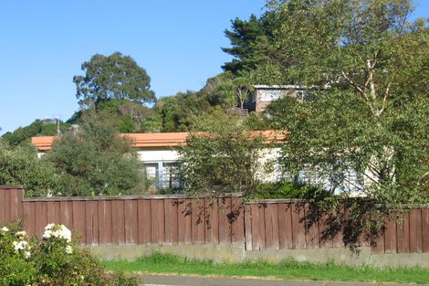 Photo of property in 48 Stokes Valley Road, Stokes Valley, Lower Hutt, 5019