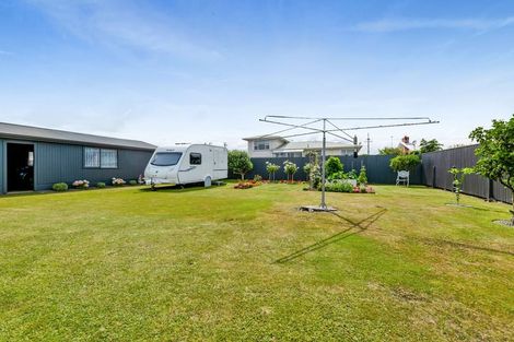 Photo of property in 6 Davidson Street, Hawera, 4610
