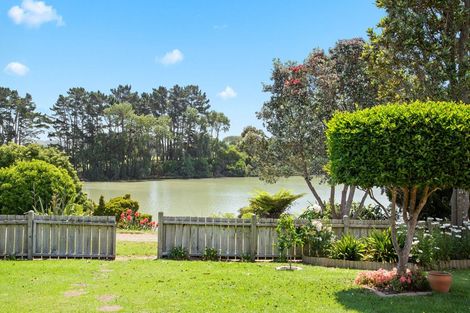 Photo of property in 67 Elsie Drive, Waiuku, 2123