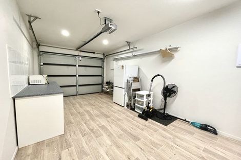 Photo of property in 23 Liberation Road, Papakura, 2110