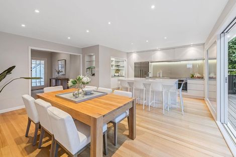 Photo of property in 9 Korau Road, Greenlane, Auckland, 1051