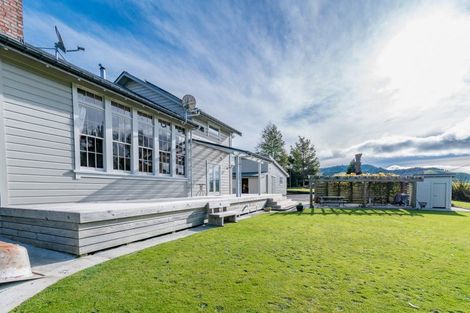 Photo of property in 10122 State Highway 1, Taihape, 4795