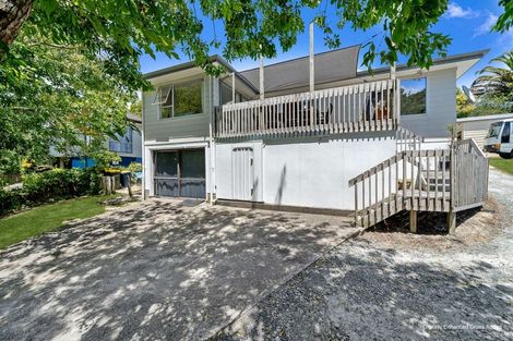 Photo of property in 10 Glucina Place, Glen Eden, Auckland, 0602