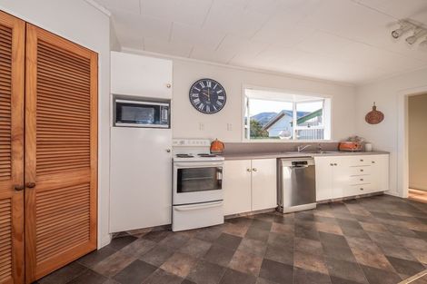 Photo of property in 62 Mcgill Street, Waimangaroa, Westport, 7891