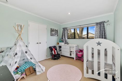 Photo of property in 2/25 Tramway Road, Beach Haven, Auckland, 0626