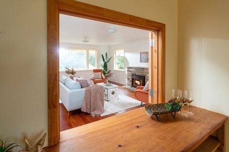 Photo of property in 162 Wellington Road, Paekakariki, 5034