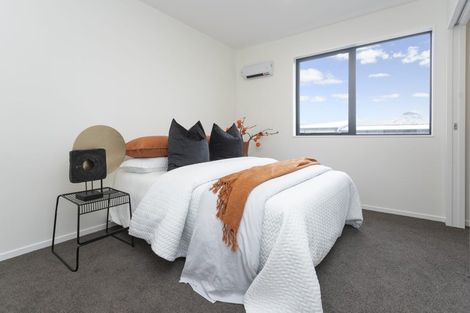 Photo of property in 24 Selo Street, Glen Eden, Auckland, 0602