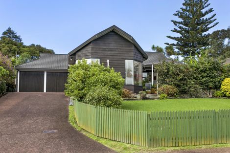 Photo of property in 6b Woodfern Crescent, Titirangi, Auckland, 0604