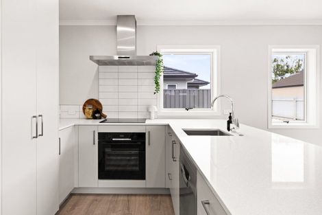 Photo of property in 2/52 Park Road, Greenmeadows, Napier, 4112