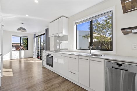 Photo of property in 42b Palmer Crescent, Silverstream, Upper Hutt, 5019