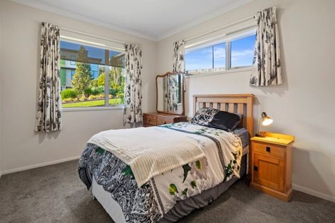 Photo of property in 8 Utopia Park Heights, Welcome Bay, Tauranga, 3112