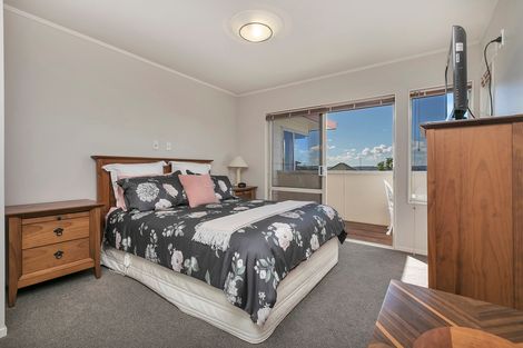 Photo of property in 12 Marlin Street, West Harbour, Auckland, 0618