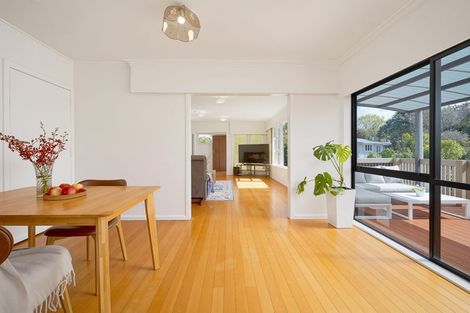 Photo of property in 46 Lowtherhurst Road, Massey, Auckland, 0614