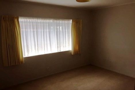 Photo of property in 2 Gairloch Place, Wattle Downs, Auckland, 2103