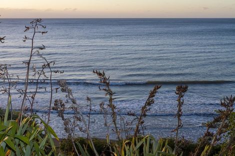 Photo of property in 84 Ames Street, Paekakariki, 5034